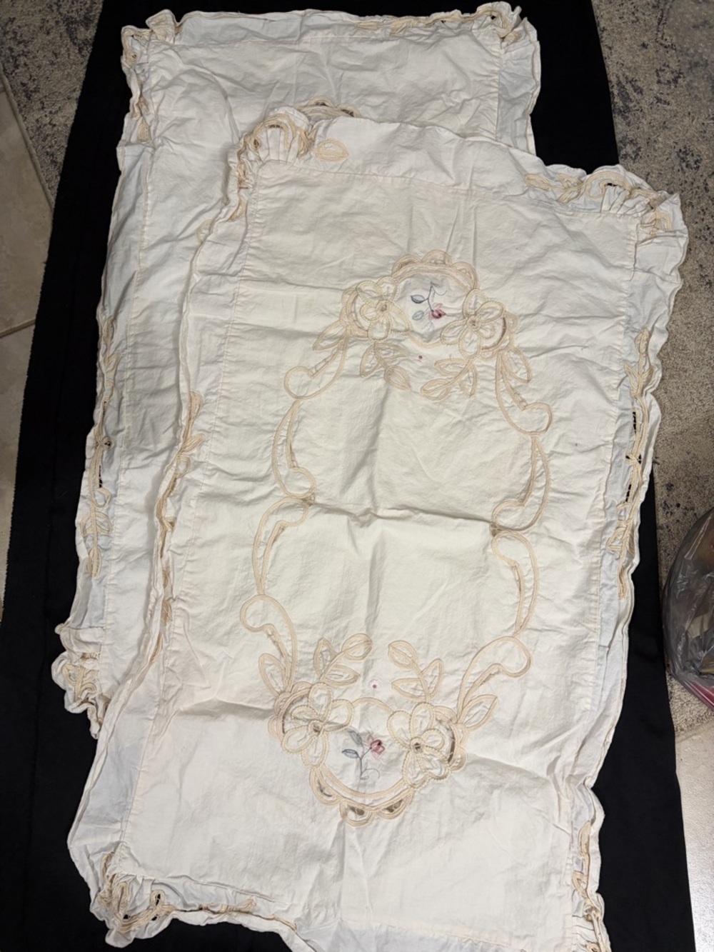 Vintage Embroidered Cream pair of pillow cases with Floral Motif